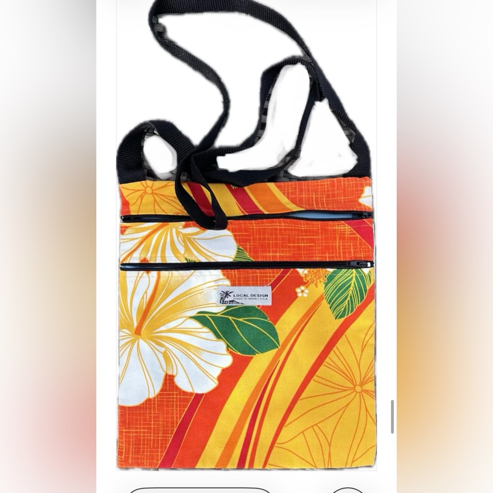 LOCAL DESIGN Hawaiin Tropical Floral Crossbody Bag Zippered Pockets NEW